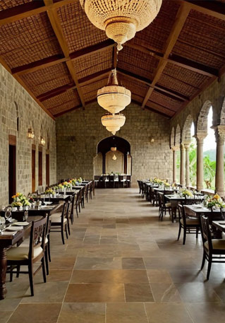 Forest Nation Manor for sale Cafeteria & Restaurants Amenities image